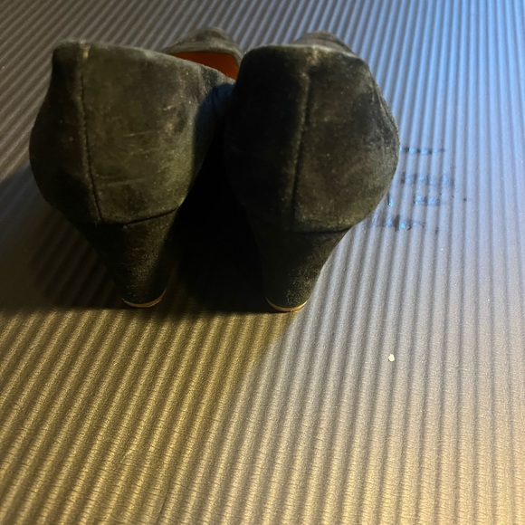 J Crew Wedge Suede Heel - Picture 2 of 6